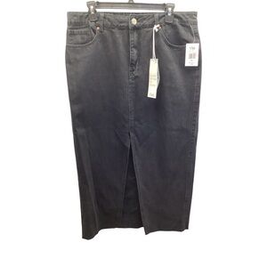 YMI Size 13 Classic Long Black Denim With Front Slit. New With Tags.